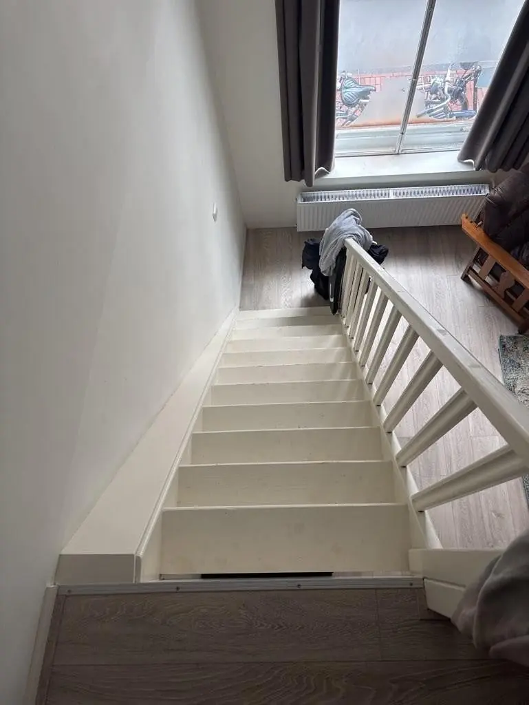 Image 10 of 23