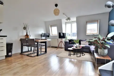 Furnished 2-Room Apartment on Kinkerstraat, Amsterdam - For Rent