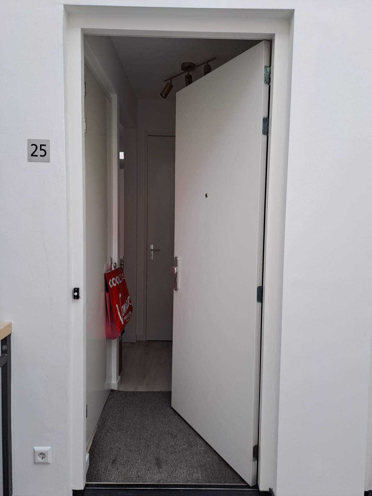 Bild 6 von 9