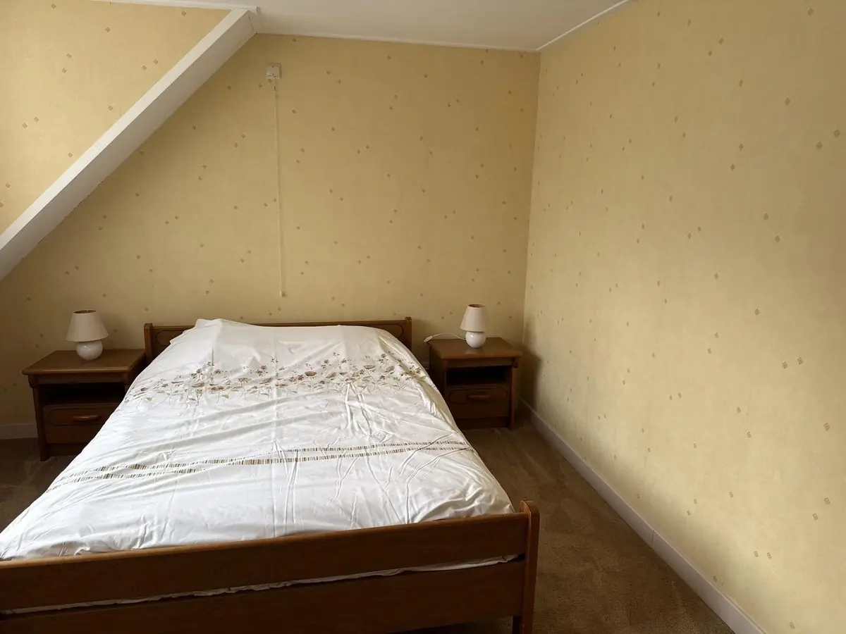 Image 20 of 27