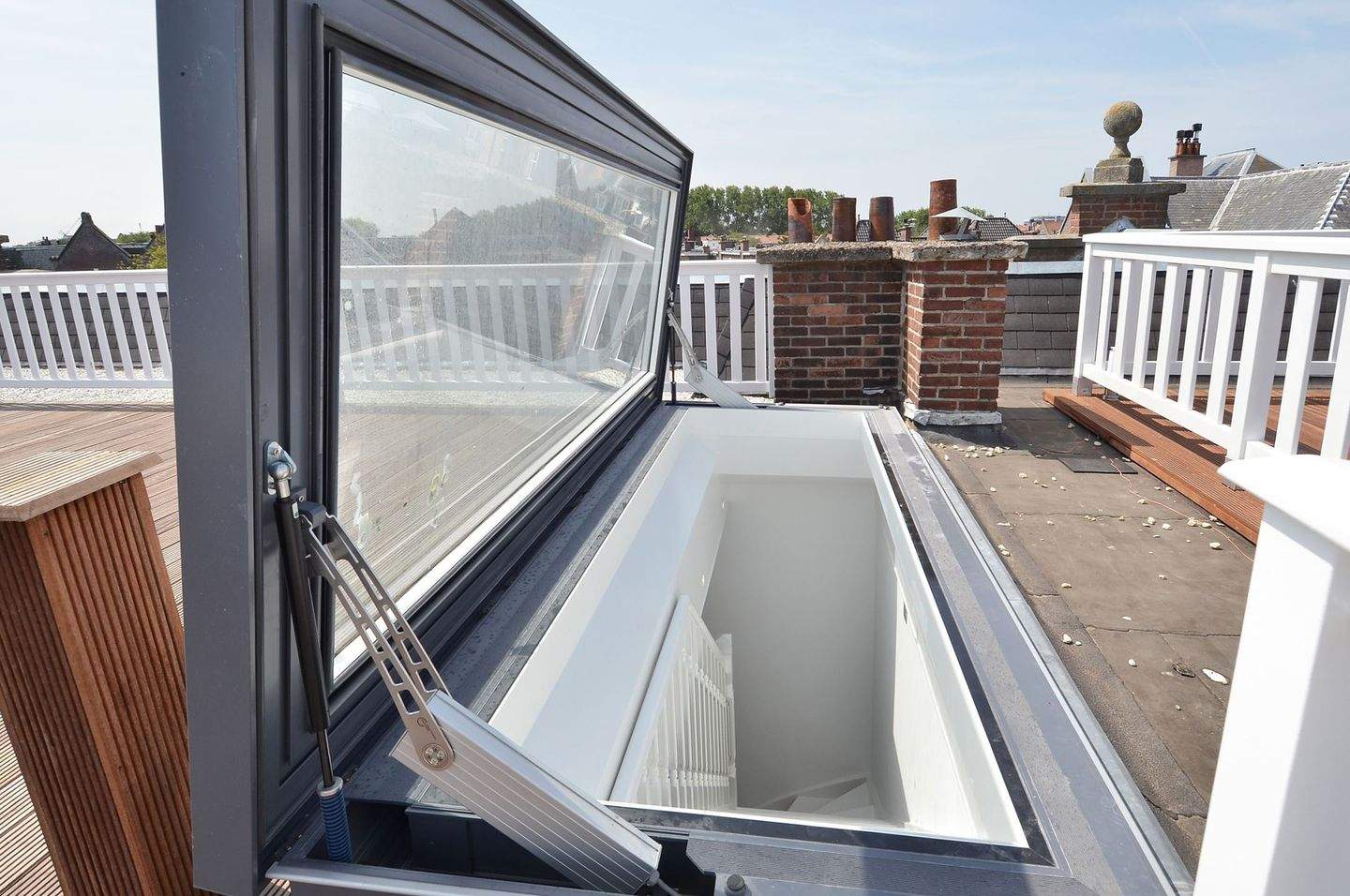 Image 19 sur 36