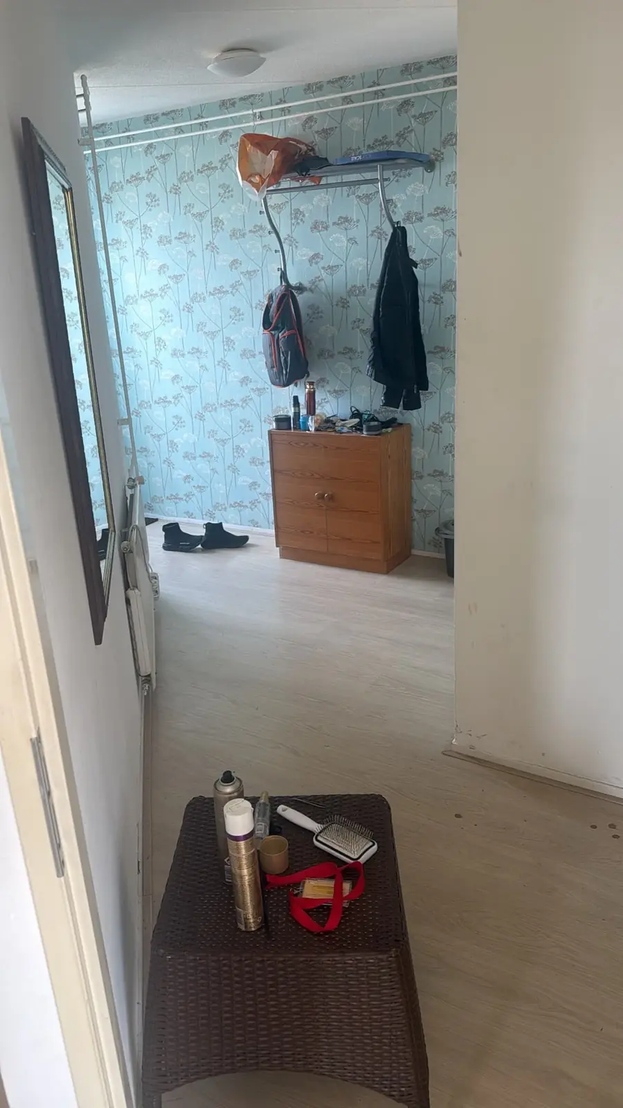 Image 4 of 5