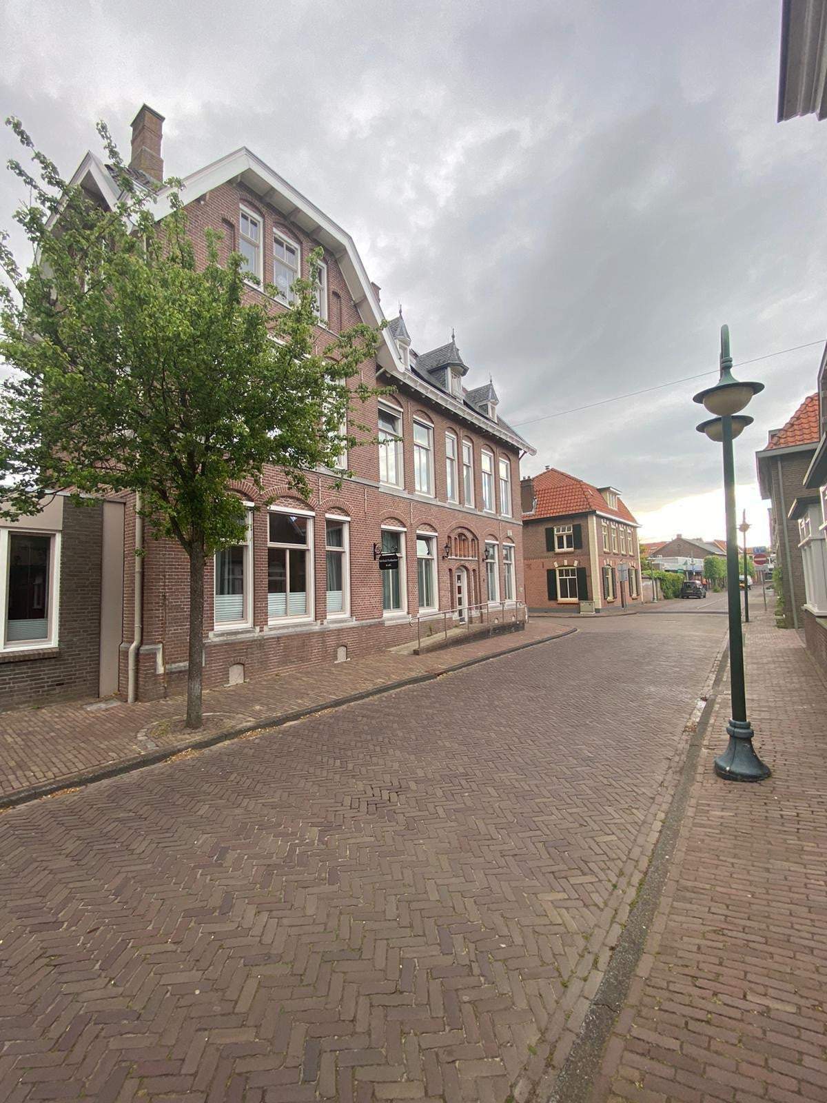 Afbeelding 2 van 26