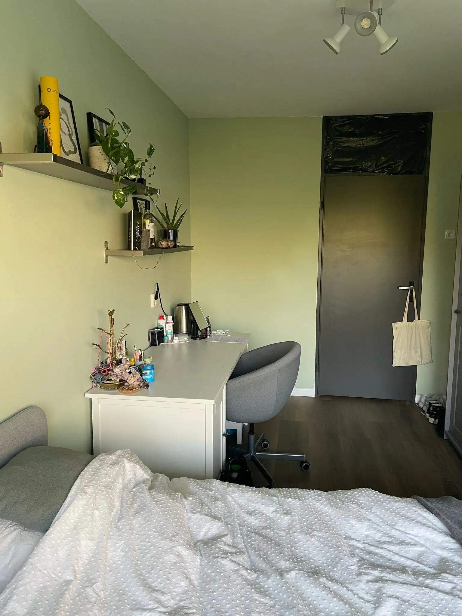Image 1 of 9