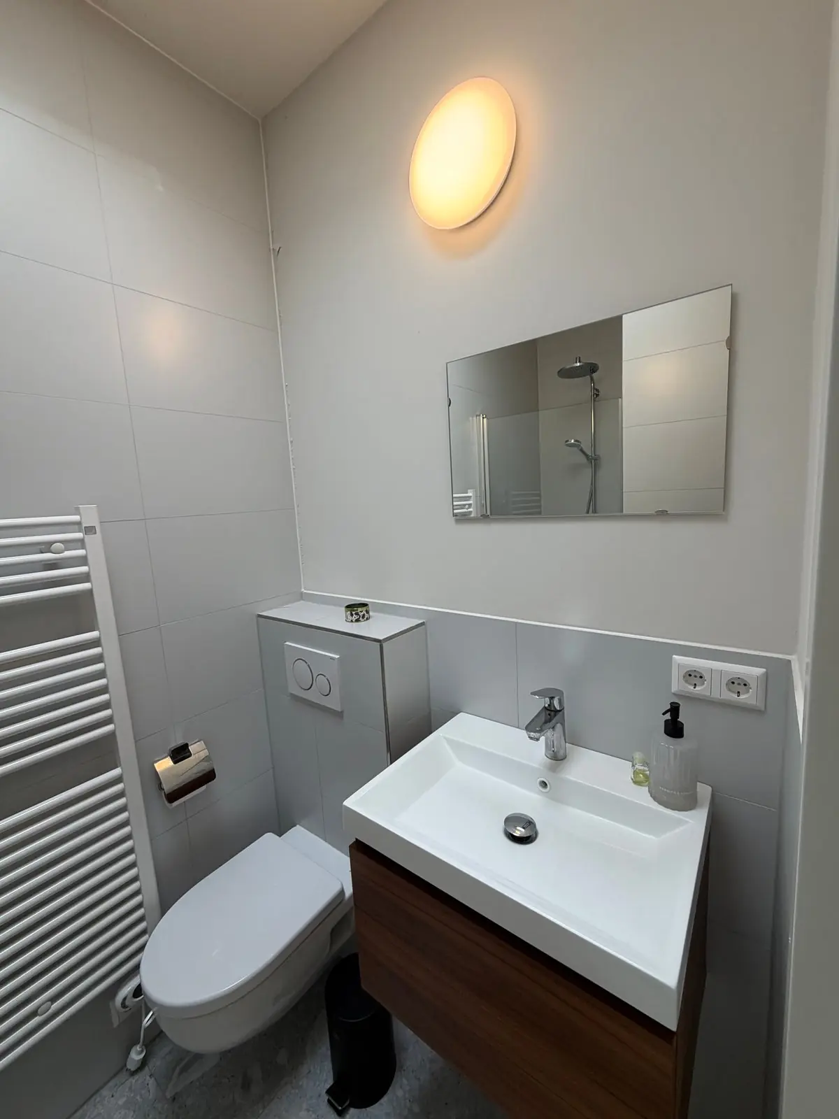 Image 14 of 15