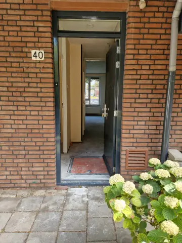 Benedenwoning Louis Armstrongplein, Den Haag - Te Huur