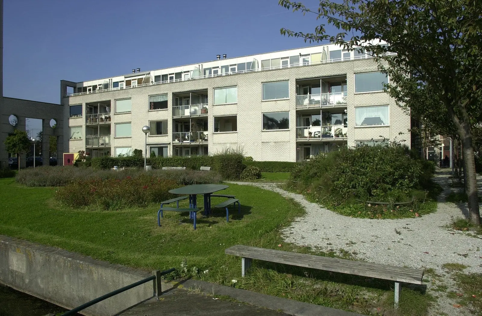 Image 1 sur 6
