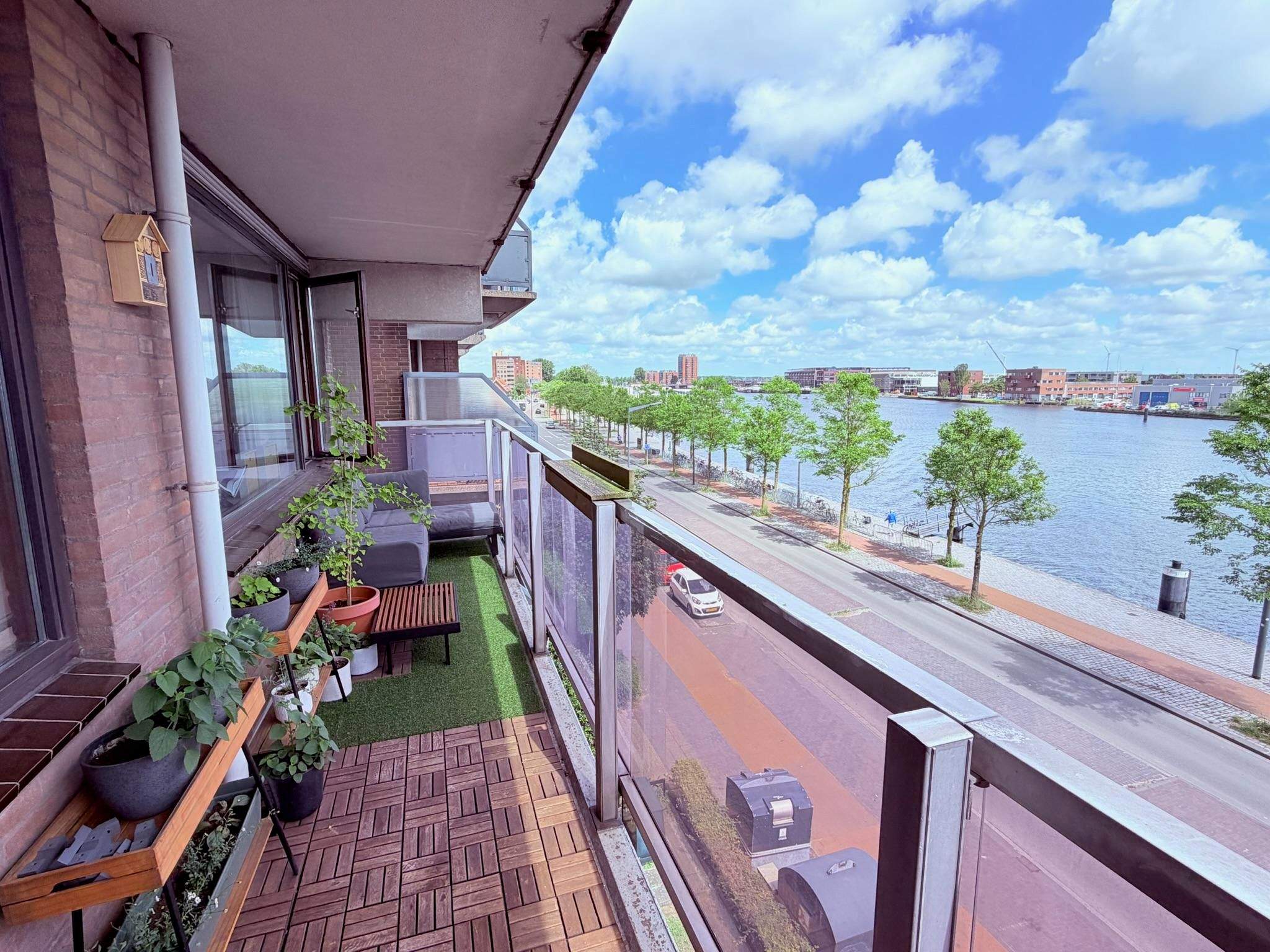Image 6 of 12