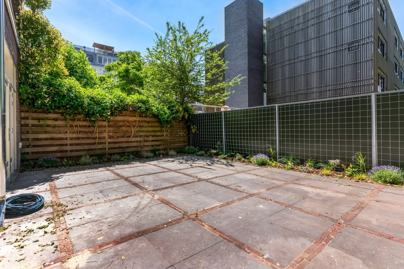 Bild 12 von 42