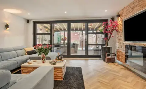 Eengezinswoning Bokkenburg, Barendrecht - Te Huur