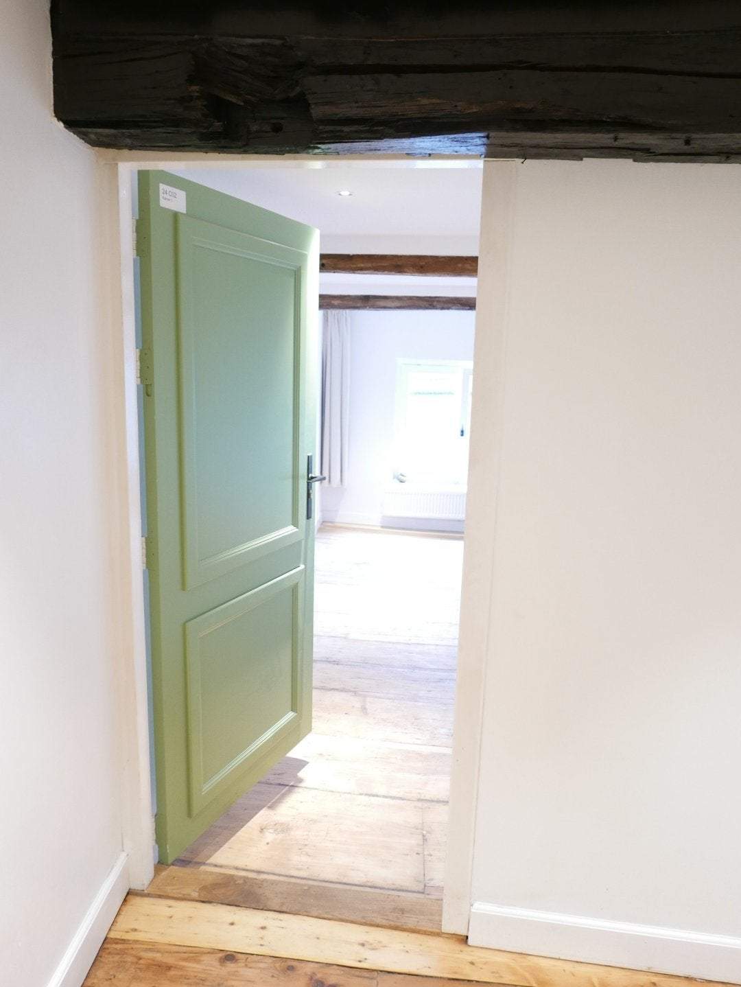 Image 2 of 9