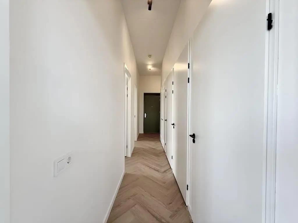 Image 10 of 15