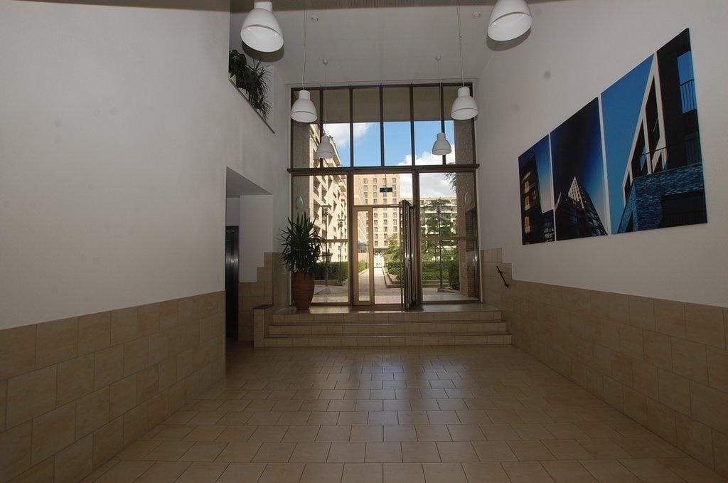 Image 18 of 19