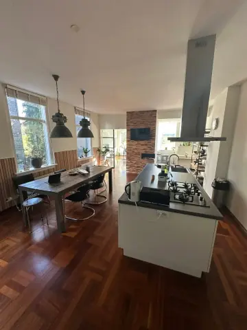 Gemeubileerde Kamer Bovenstraat, Rotterdam - Te Huur