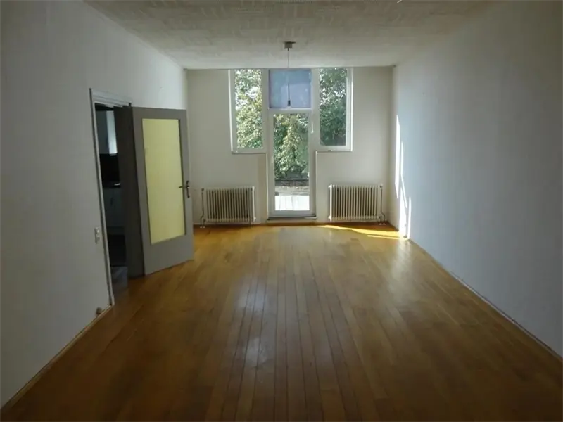Image 3 of 14