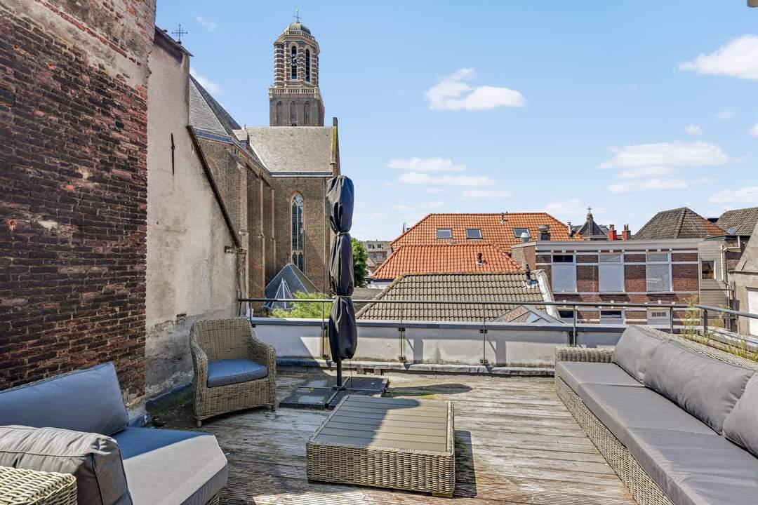 Image 17 of 17