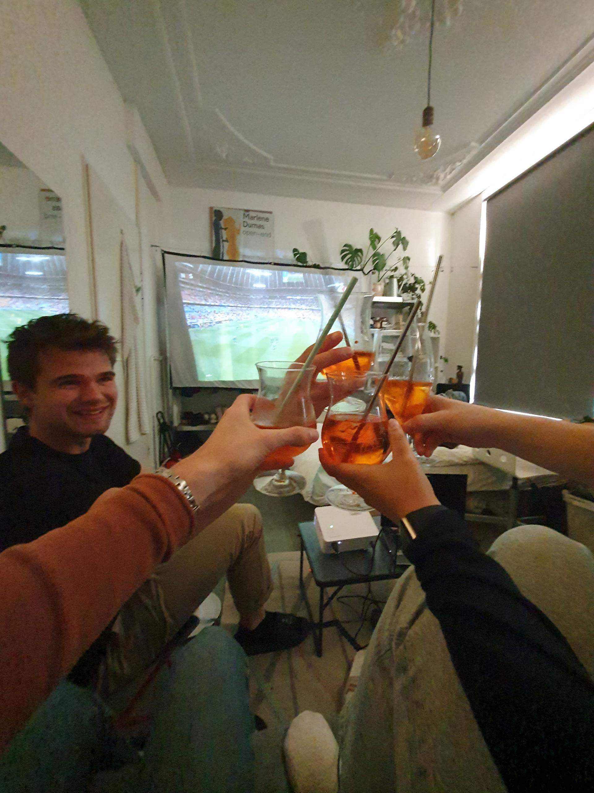 Bild 3 von 8