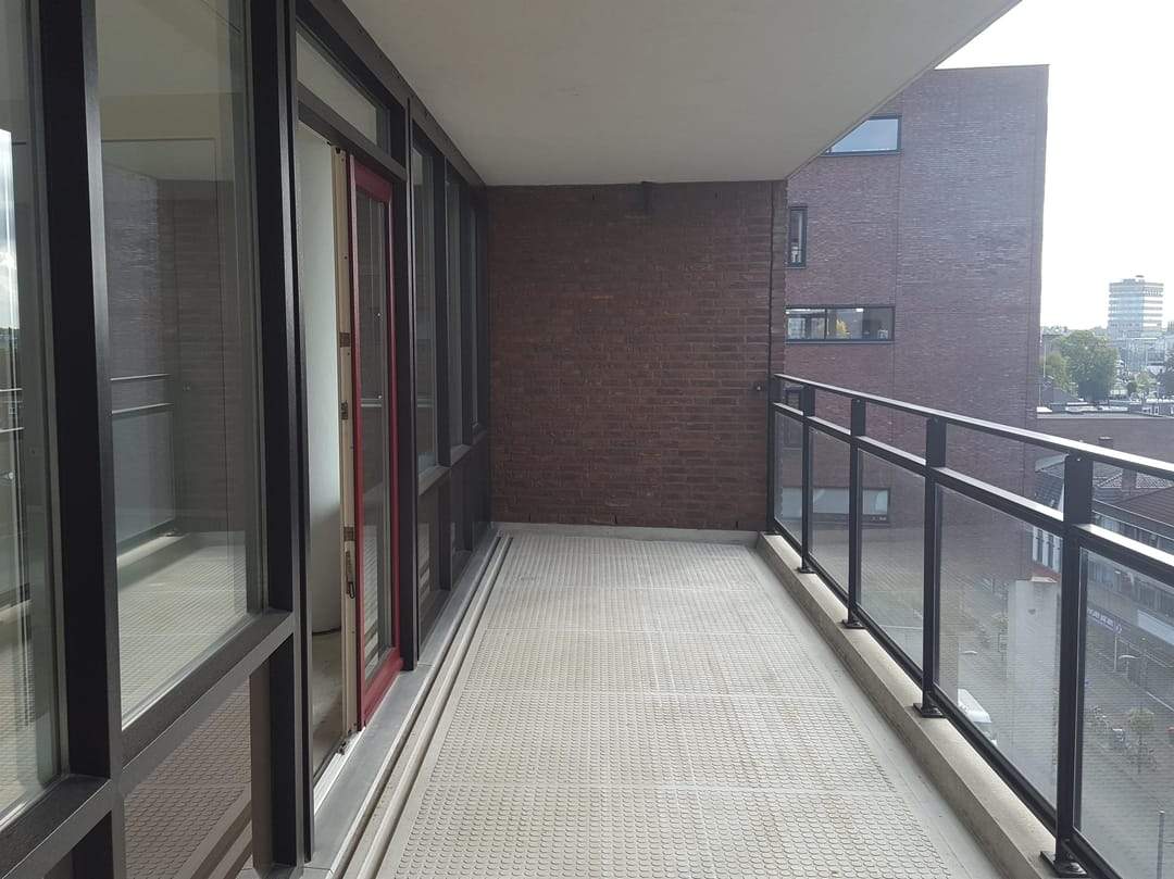 Image 13 of 15