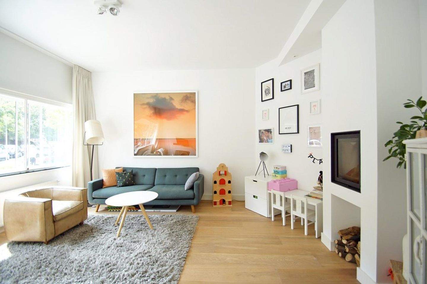 Bild 2 von 12