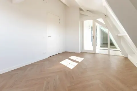 Penthouse Westeinde 25-A, Roelofarendsveen - Zu vermieten