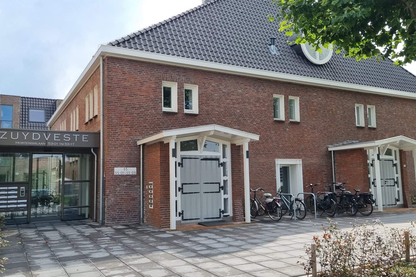 Afbeelding 2 van 12