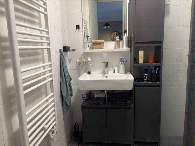 Image 6 of 6