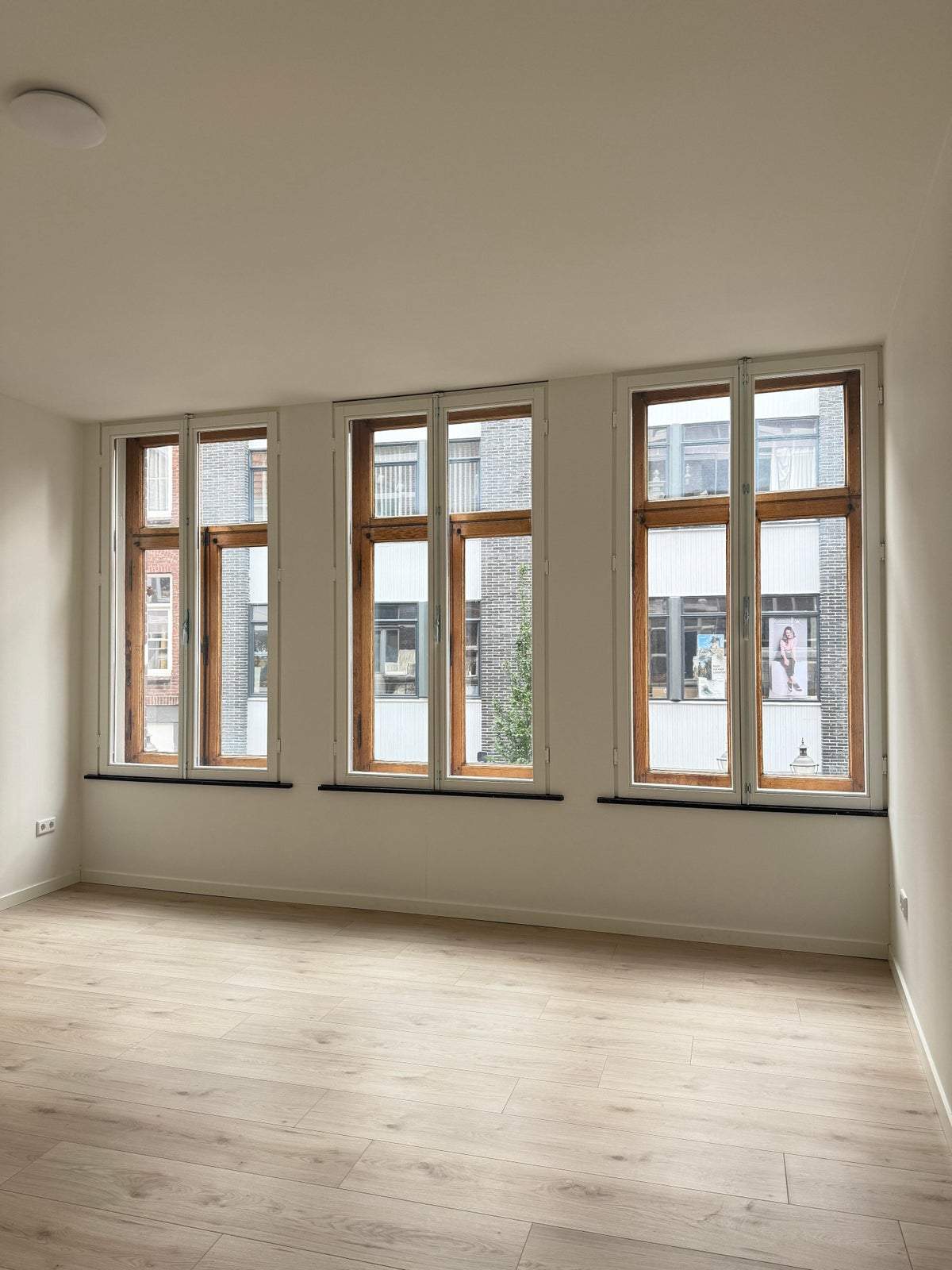 Bild 2 von 9