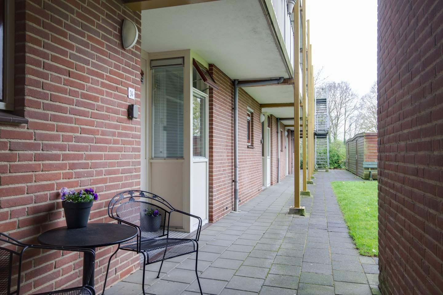 Afbeelding 2 van 9