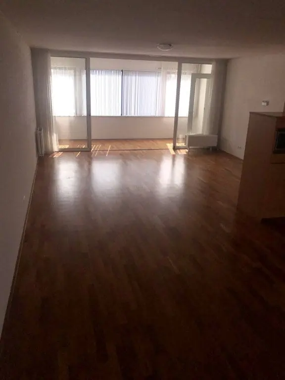 Bild 6 von 25