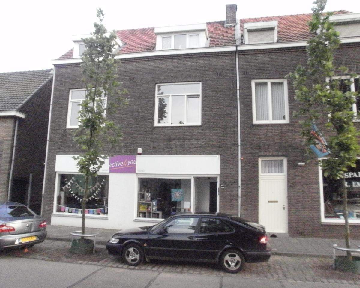 Image 1 of 9