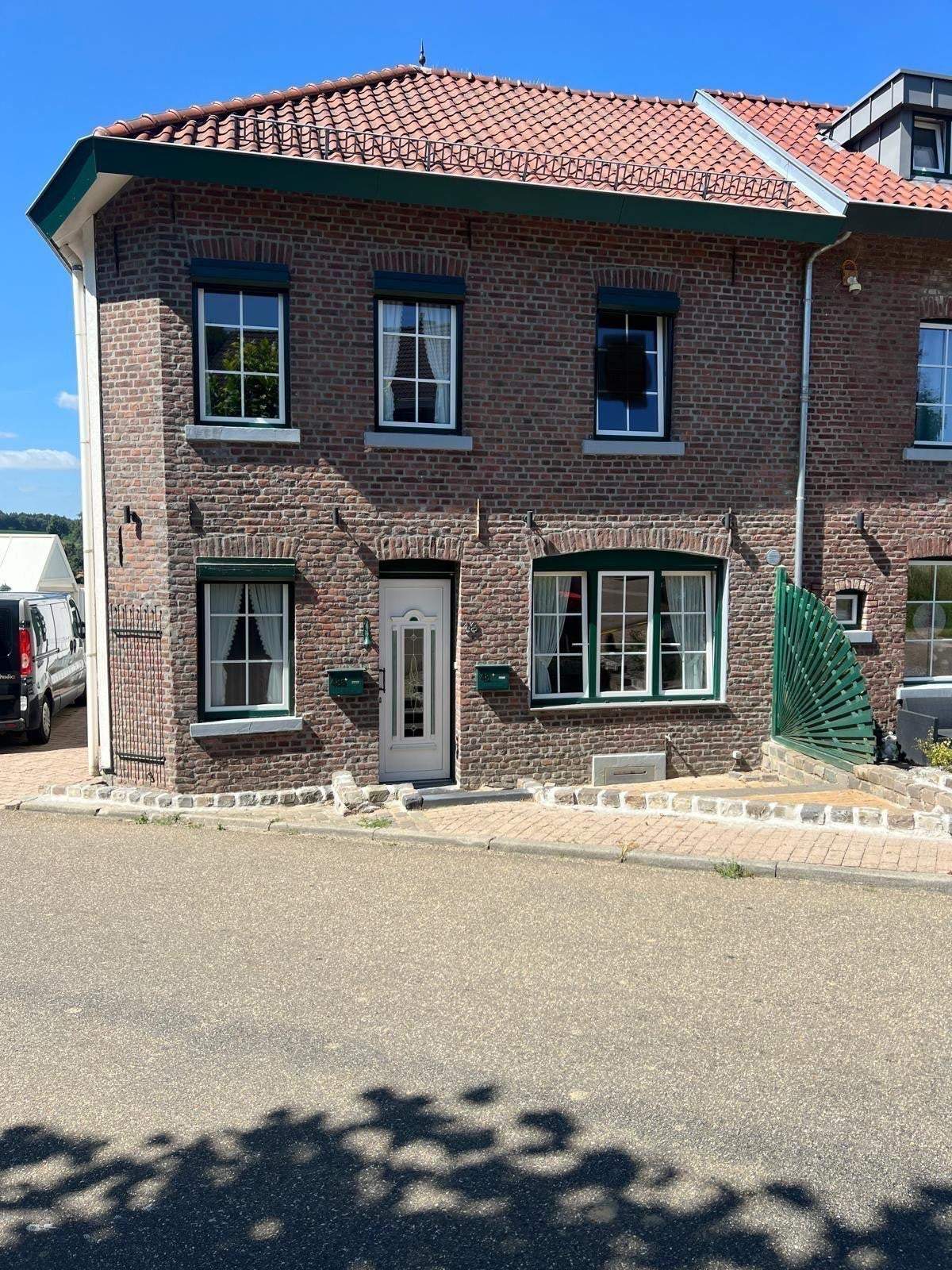 Afbeelding 1 van 8