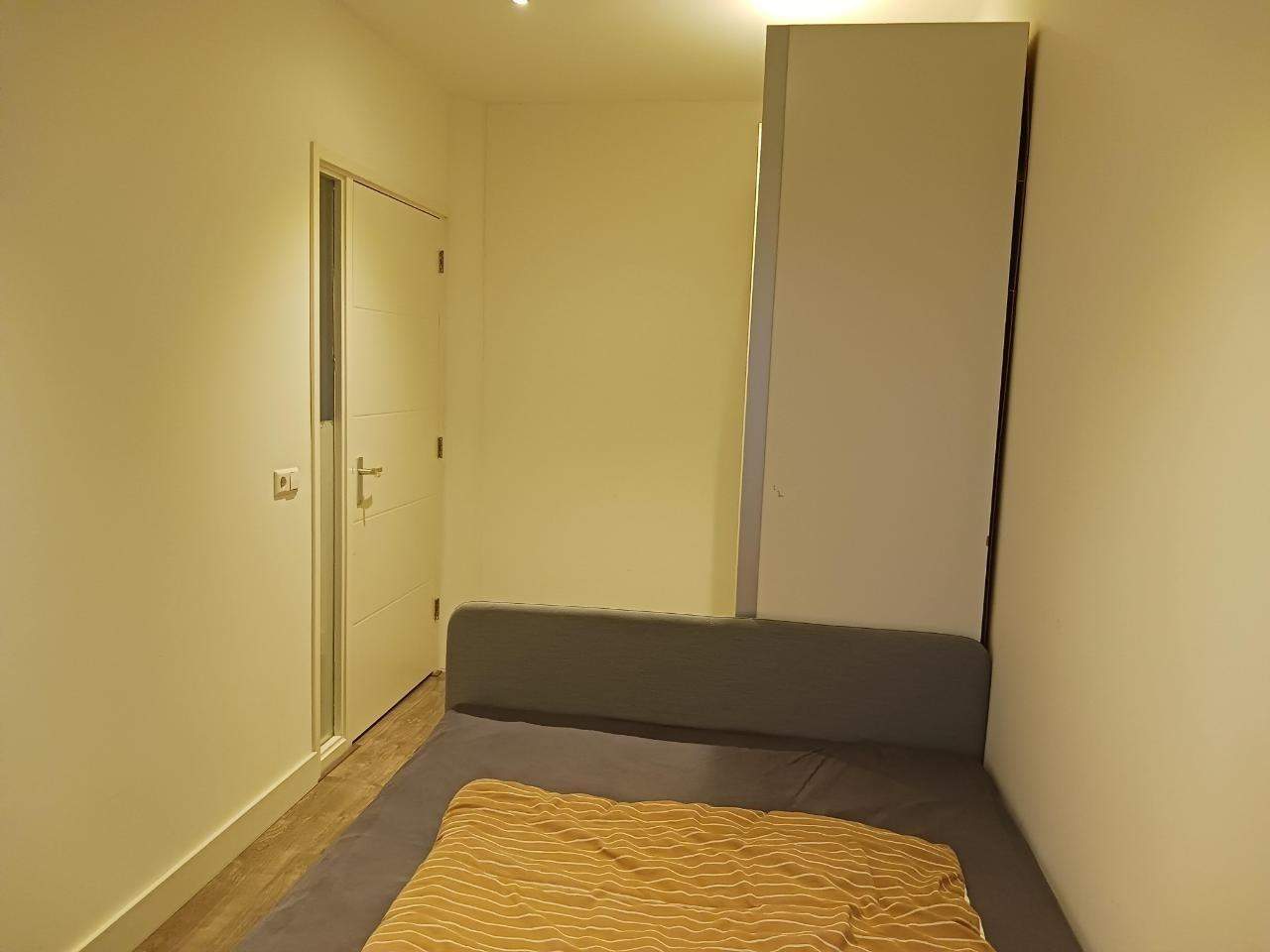 Image 2 of 3