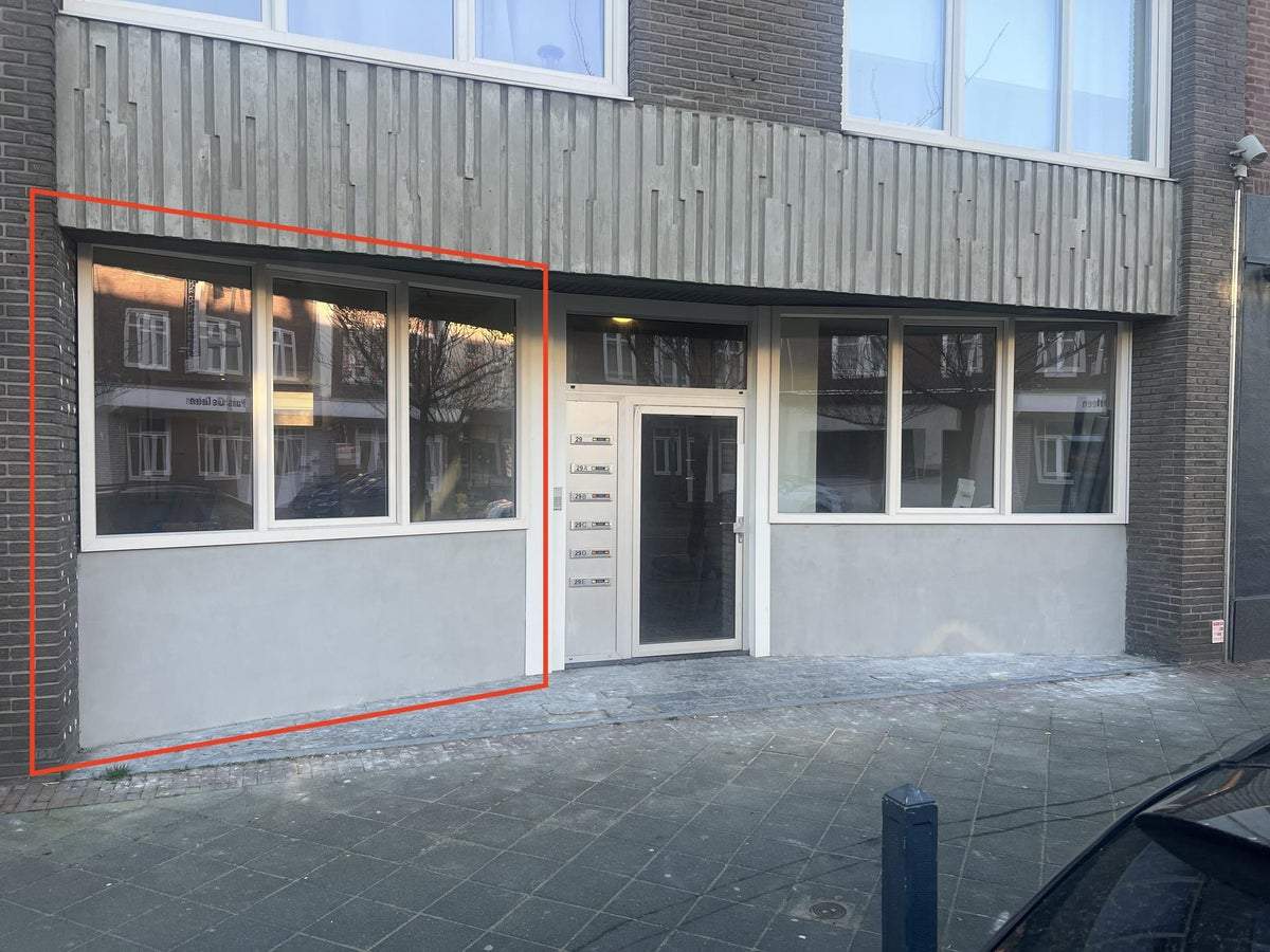 Afbeelding 1 van 2