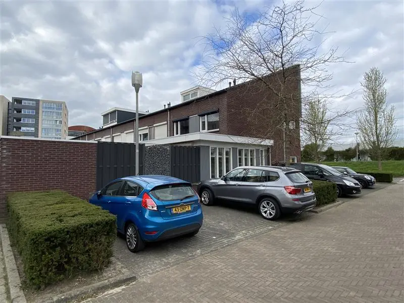 Image 28 of 28