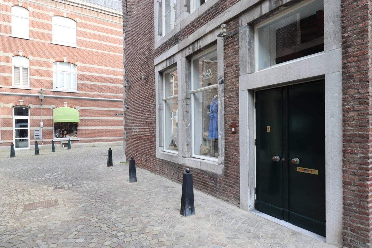 Afbeelding 2 van 30