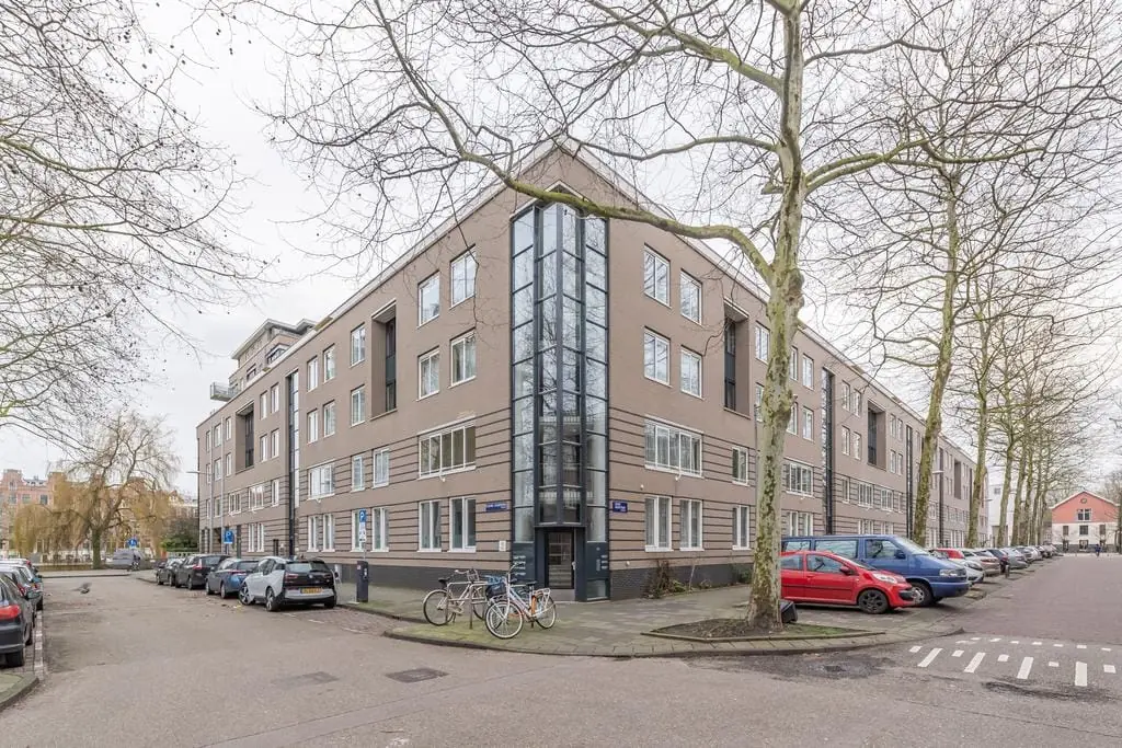 Afbeelding 1 van 19