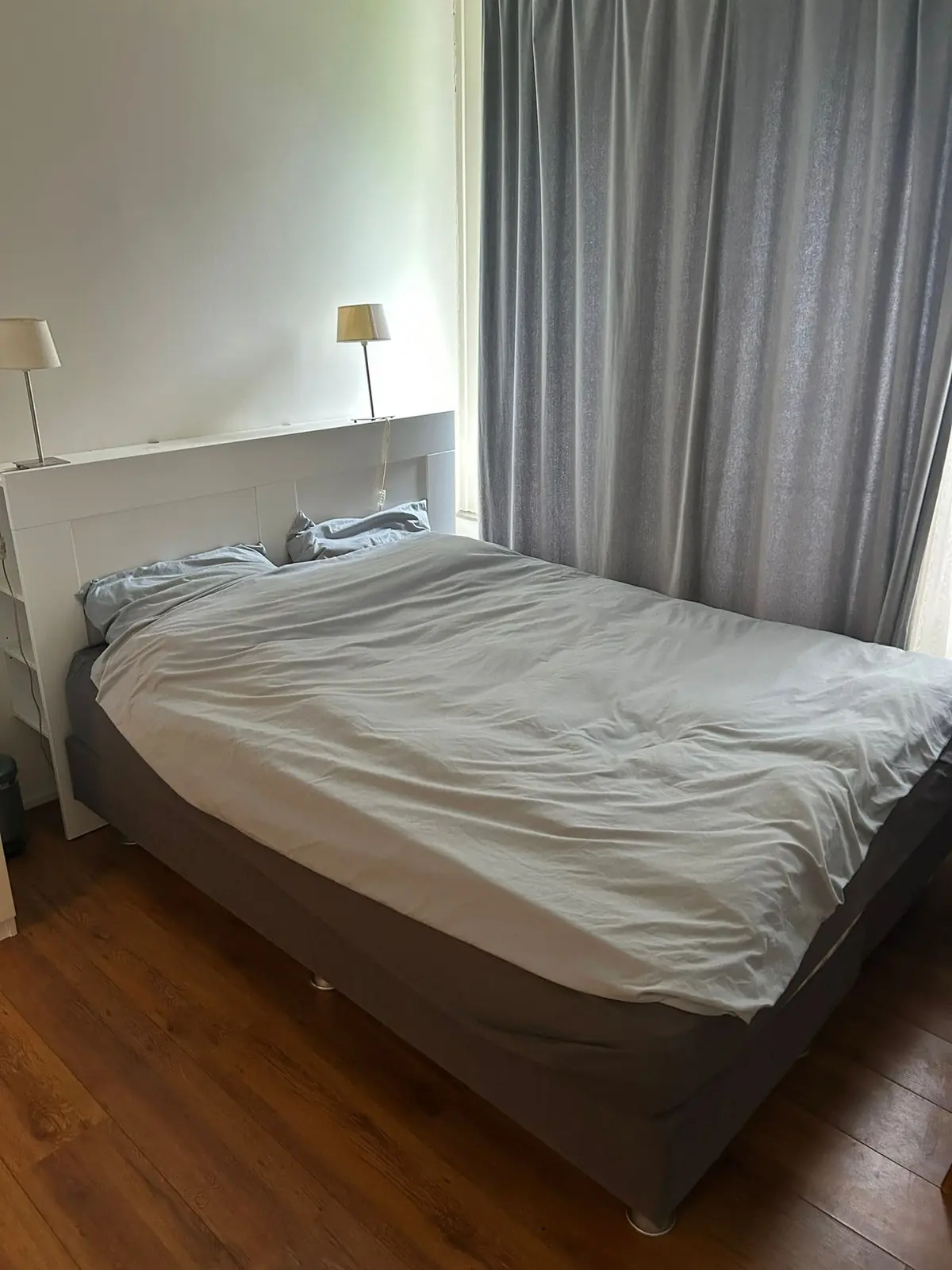 Image 4 of 5