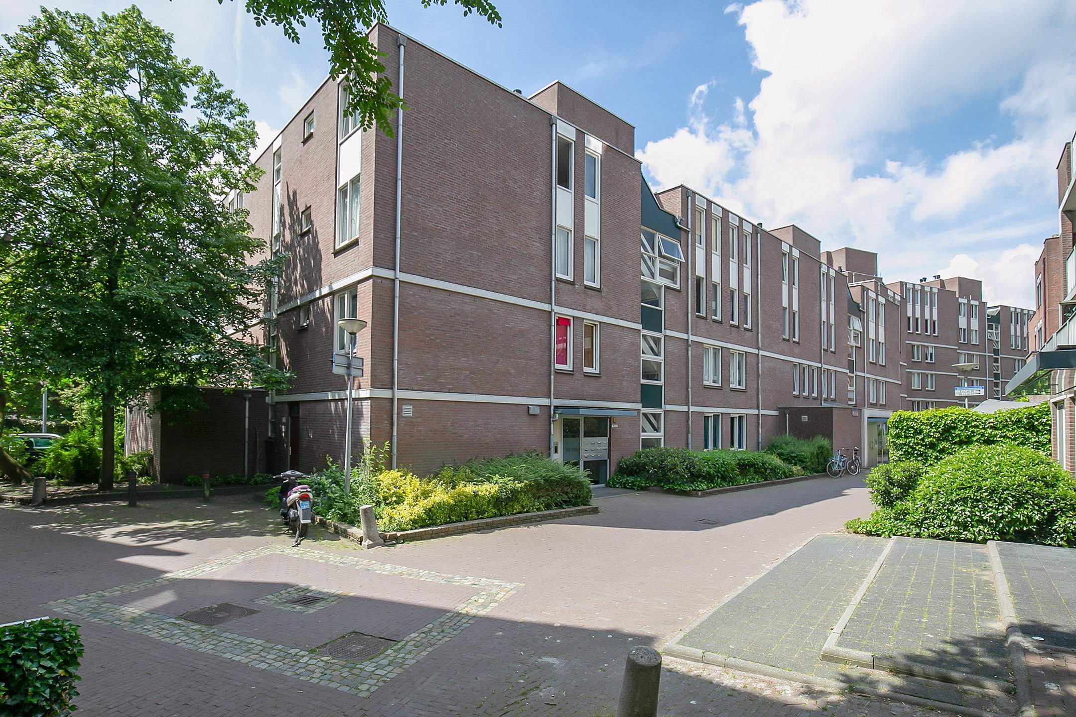 Afbeelding 2 van 24