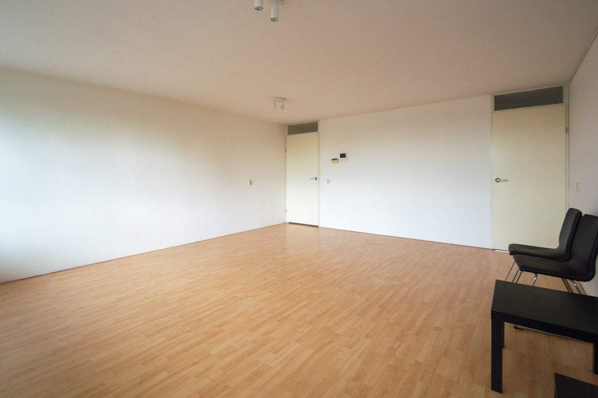 Bild 2 von 12