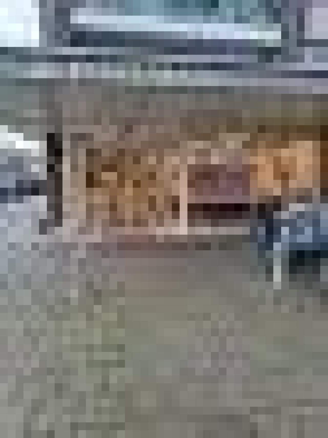 Bild 2 von 9
