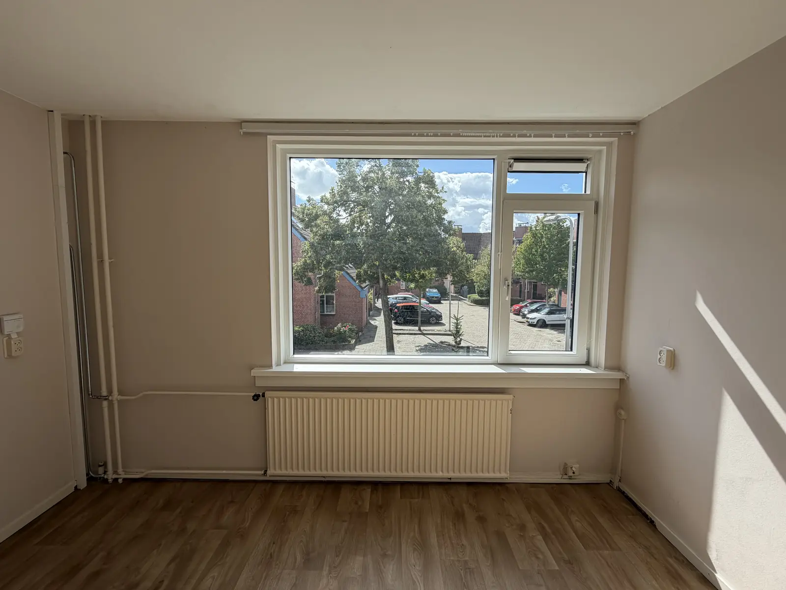 Image 14 of 37