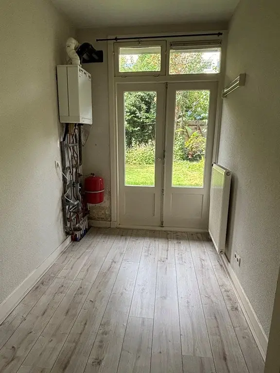 Image 12 of 20