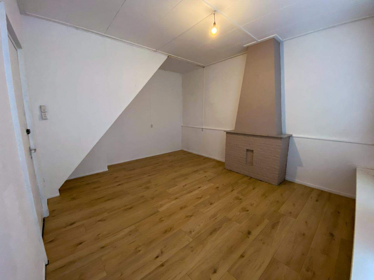 Bild 2 von 8