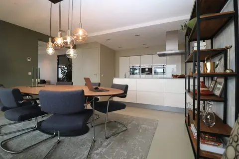 Furnished 2-Bedroom Apartment Posthoornstraat, Rotterdam - For Rent