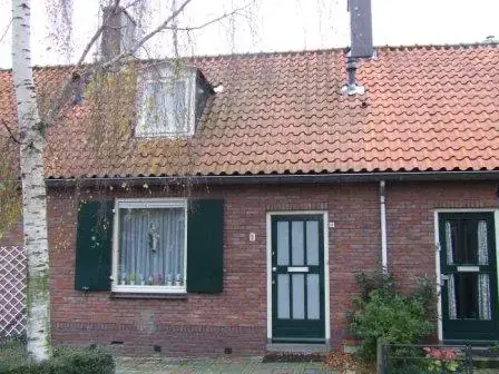 Single-family Home Prinsessestraat, Lisse - For Rent