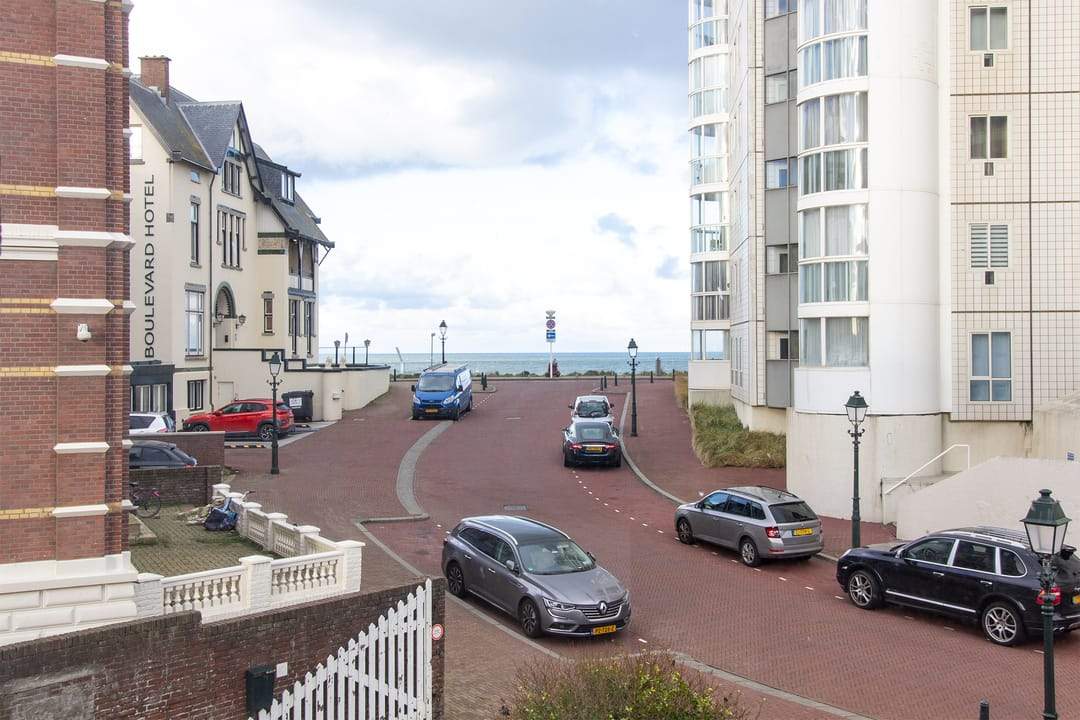 Image 2 of 15