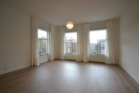 Vierkamermaisonnette Willem de Zwijgerlaan, Statenkwartier, Den Haag - Te Huur