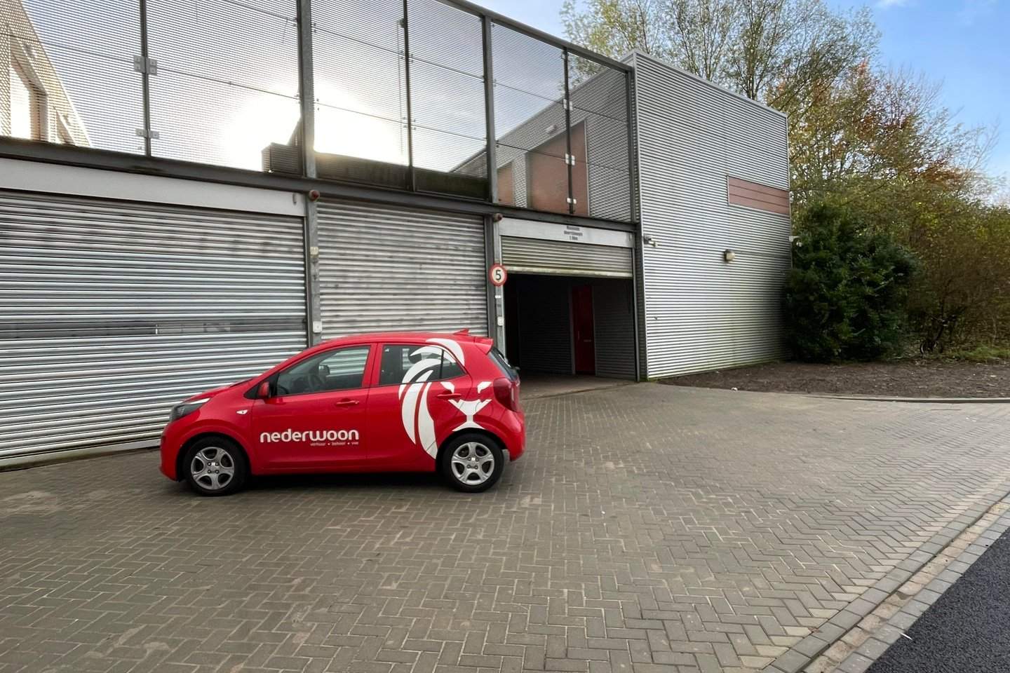 Afbeelding 1 van 4