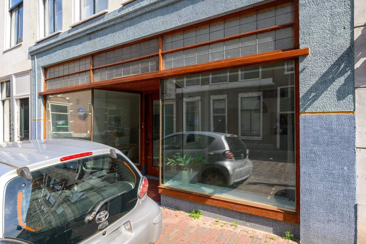 Afbeelding 2 van 21