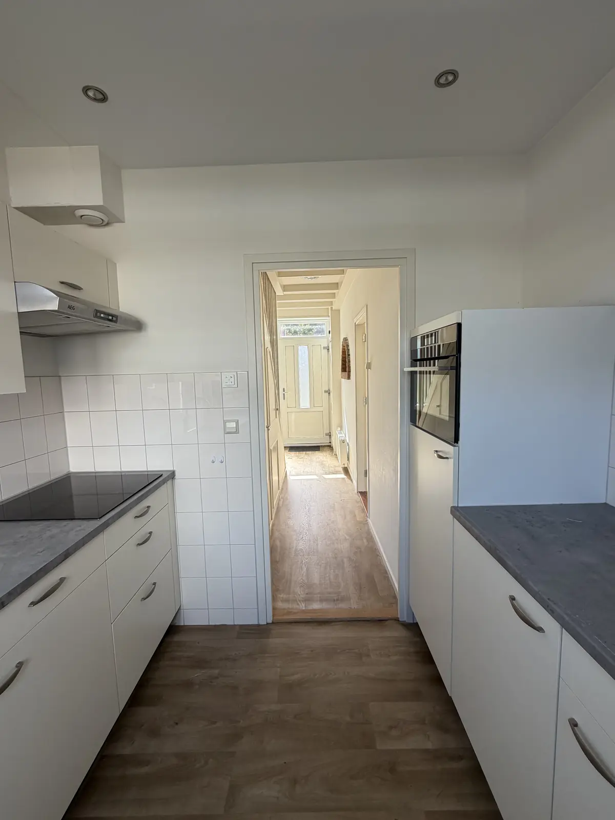 Image 10 of 37